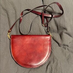 Elegant Burgundy Leather Crossbody Bag
